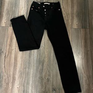 Levi’s Wedgie Straight Jeans